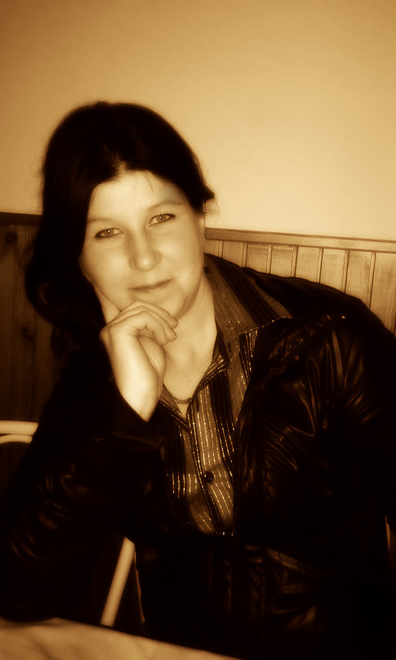 hello :)